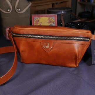 Sac banane Brigitte en cuir pleine fleur tanné végétal, fabrication artisanale à Nantes