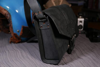 Sac Jeanette fabriqué à la main à Nantes en cuir italien tanné végétal